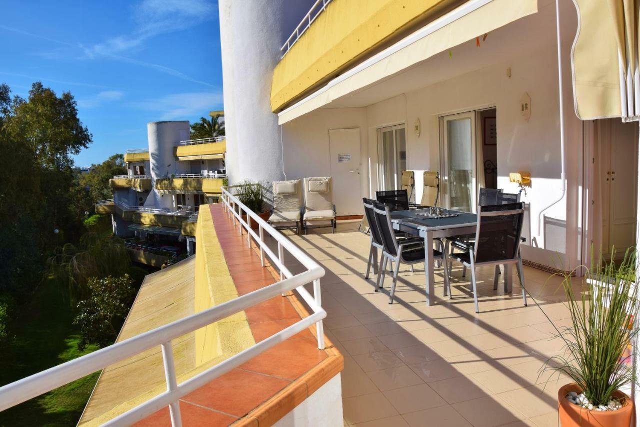 Palmeras Del Golf Benalmadena Bagian luar foto